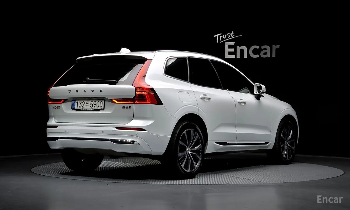 Фото 2 - Volvo XC60
