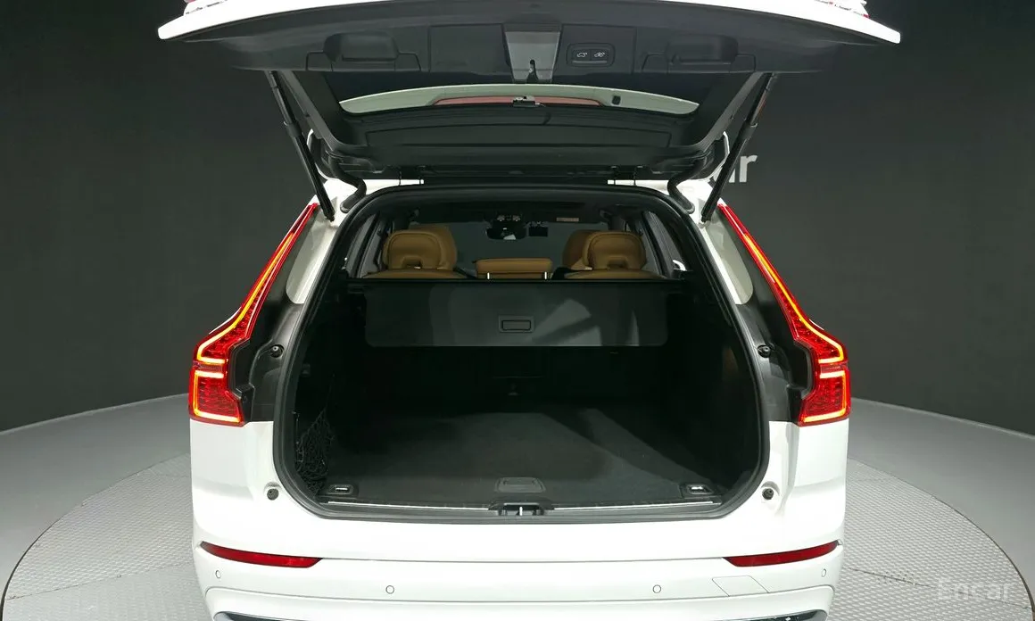 Фото 20 - Volvo XC60