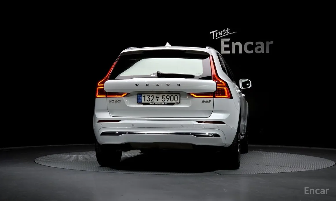 Фото 4 - Volvo XC60