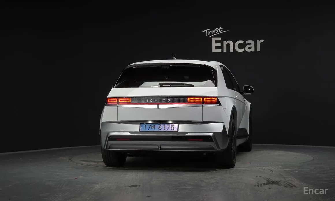 Фото 4 - Hyundai Ioniq 5