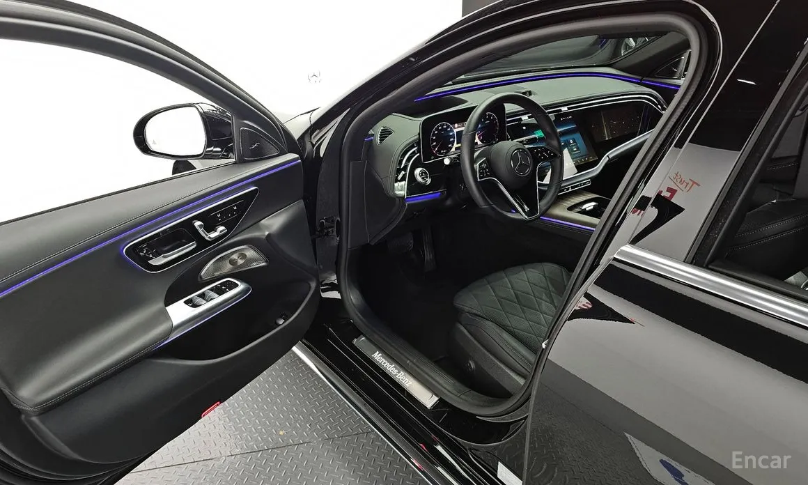 Фото 11 - Mercedes-Benz E-Class