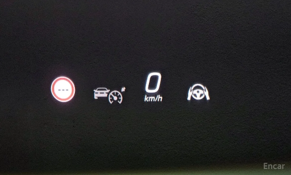 Фото 19 - Mercedes-Benz E-Class