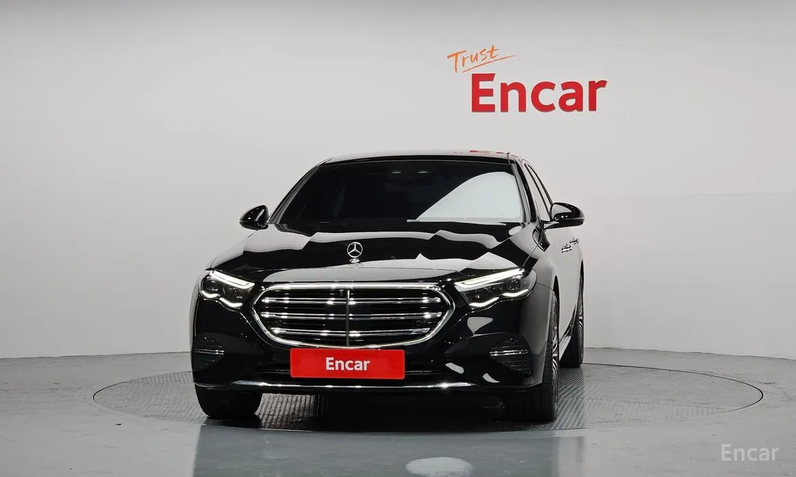 Фото 3 - Mercedes-Benz E-Class