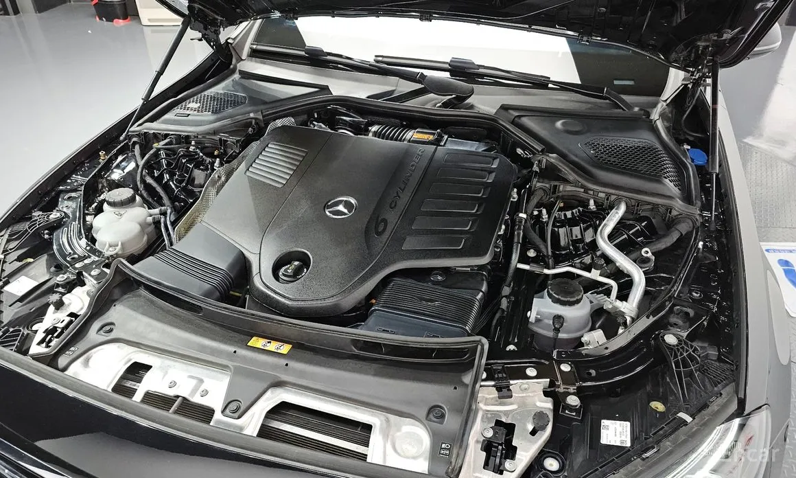 Фото 6 - Mercedes-Benz E-Class