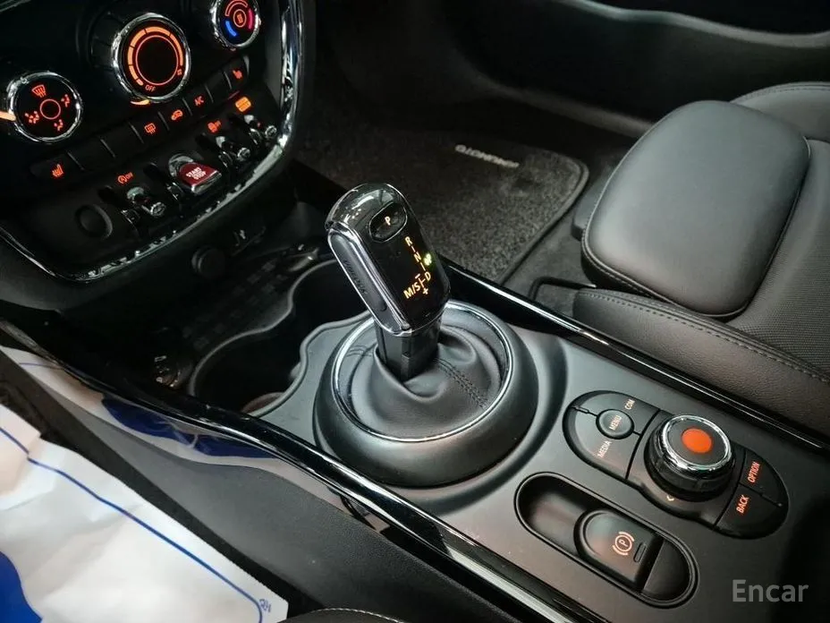 Фото 8 - Mini Clubman