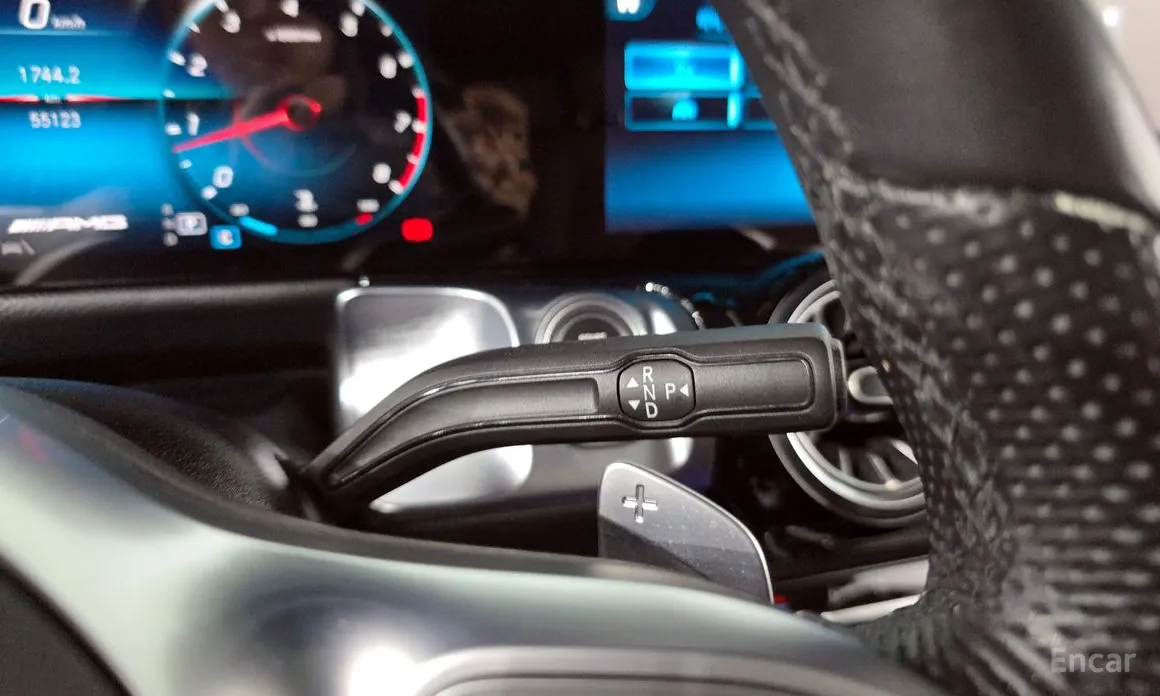 Mercedes-Benz GLB-Class 2020 AMG GLB35 4MATIC
