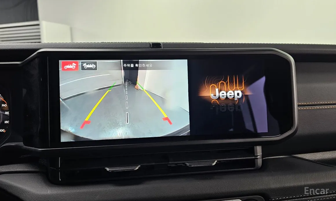 Фото 15 - Jeep Wrangler