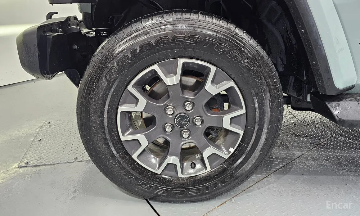 Фото 5 - Jeep Wrangler