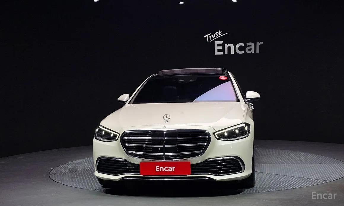 Фото 3 - Mercedes-Benz S-Class