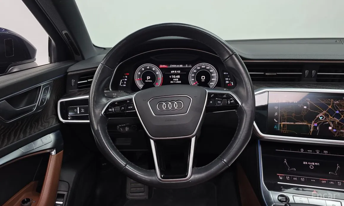 Фото 13 - Audi A6