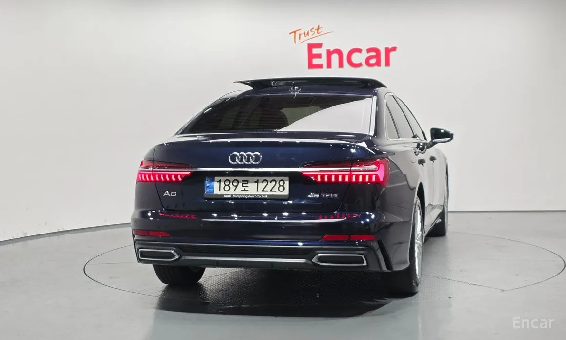 Фото 4 - Audi A6