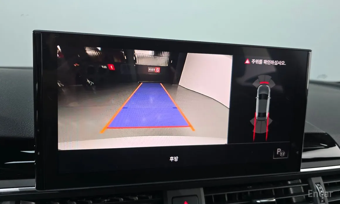 Фото 14 - Audi A4