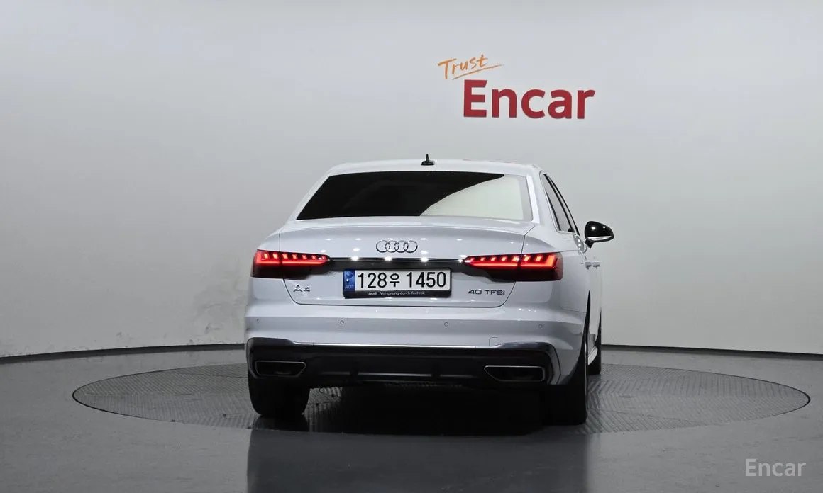 Фото 4 - Audi A4