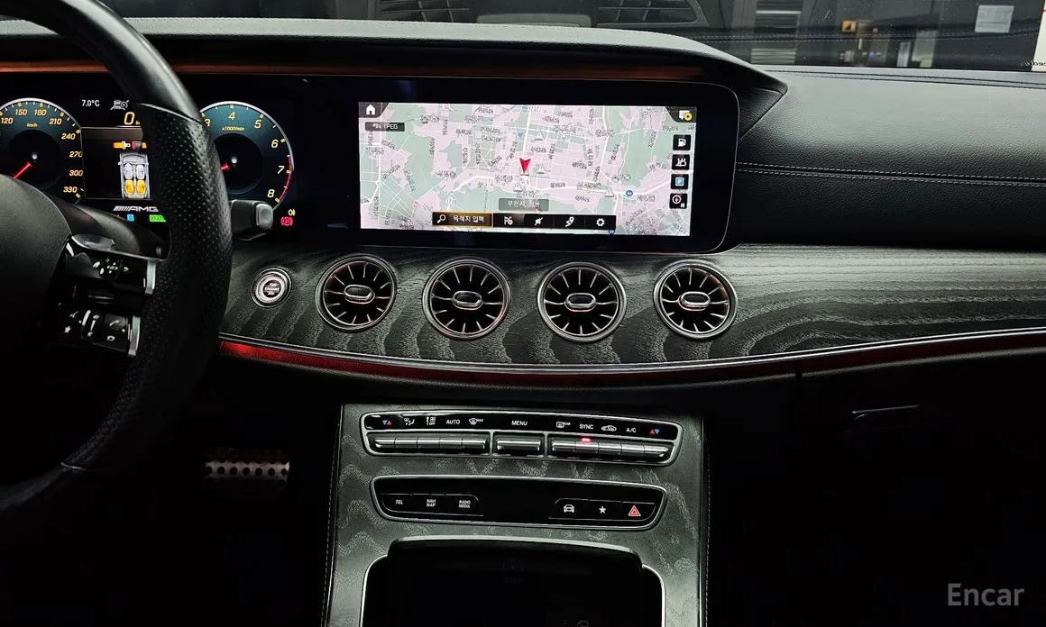 Фото 14 - Mercedes-Benz E-Class