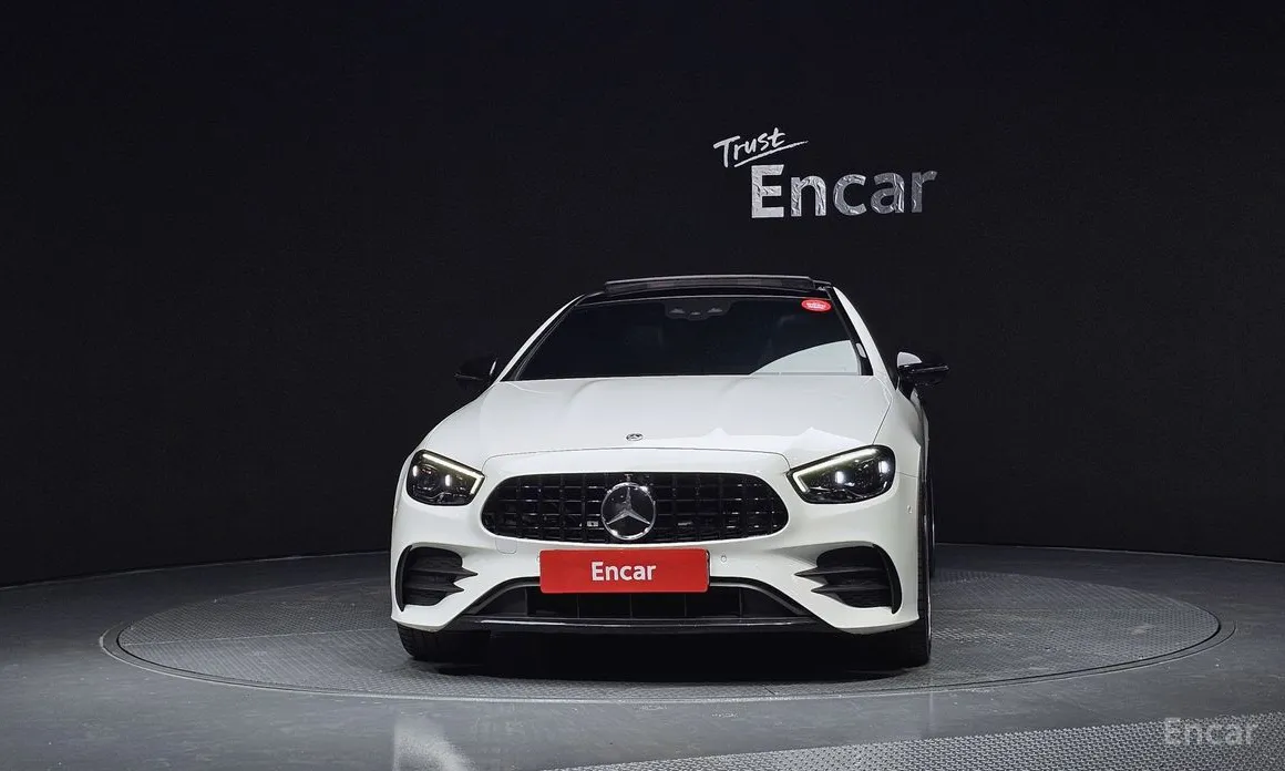 Фото 3 - Mercedes-Benz E-Class