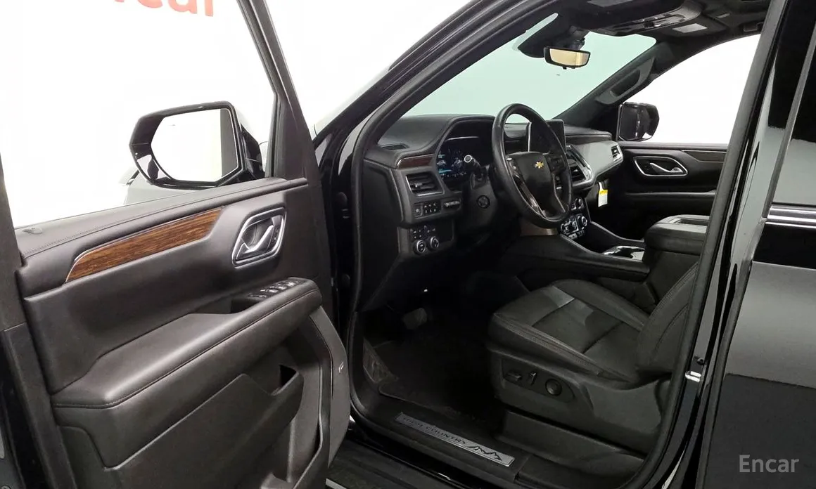 Фото 10 - Chevrolet Tahoe