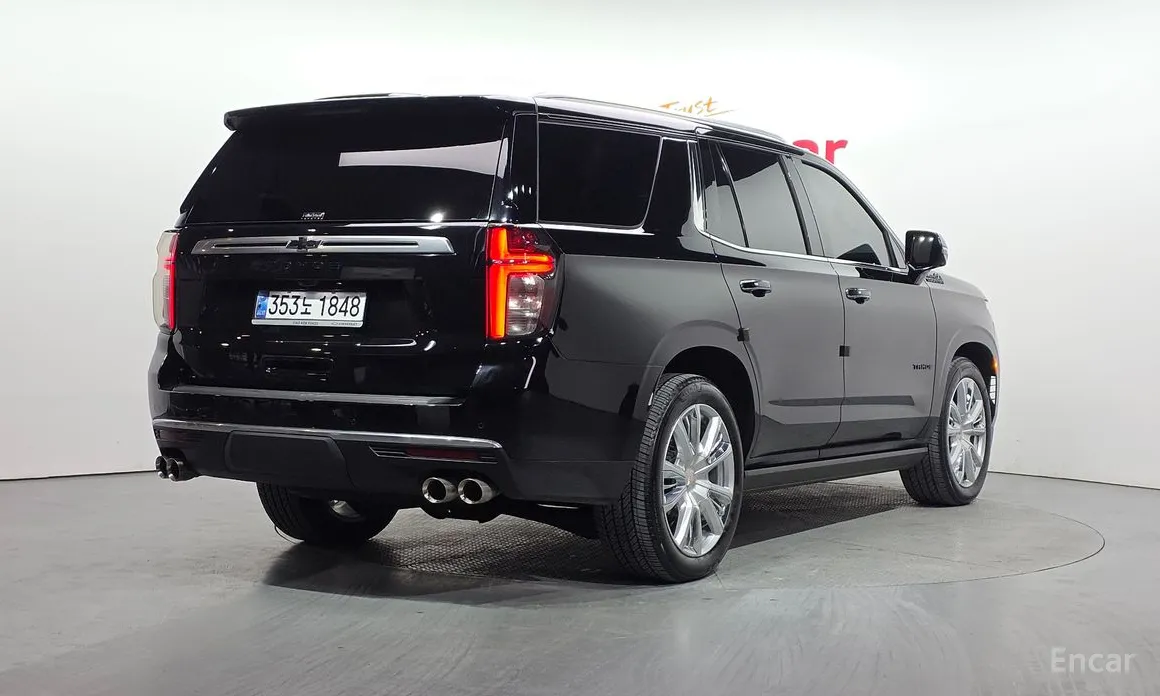 Фото 2 - Chevrolet Tahoe