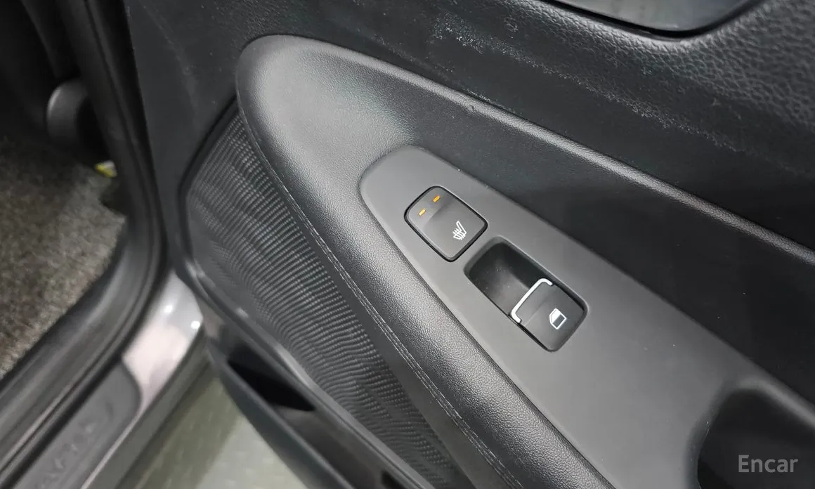 Фото 18 - Hyundai Santa Fe