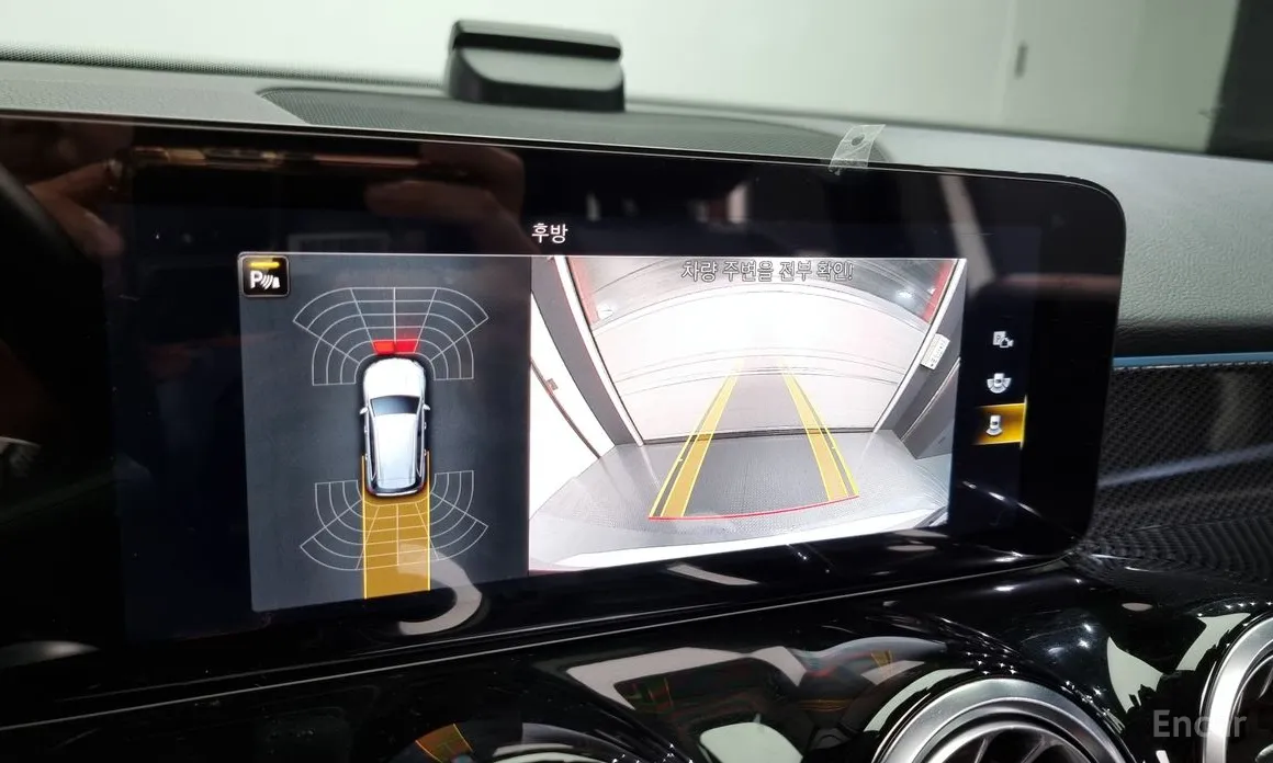 Фото 15 - Mercedes-Benz GLB-Class