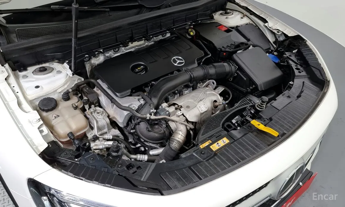 Фото 6 - Mercedes-Benz GLB-Class