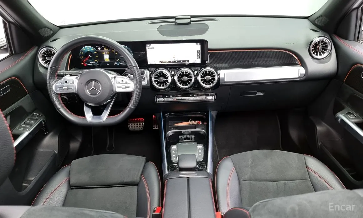 Фото 7 - Mercedes-Benz GLB-Class