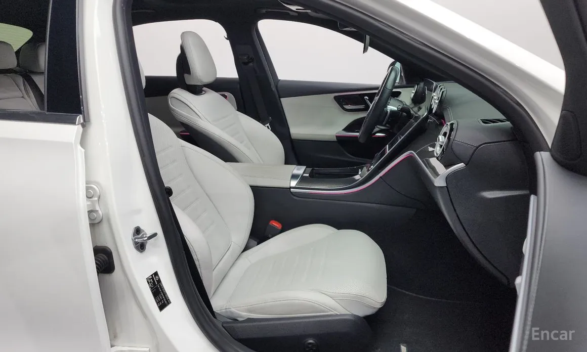 Фото 11 - Mercedes-Benz C-Class