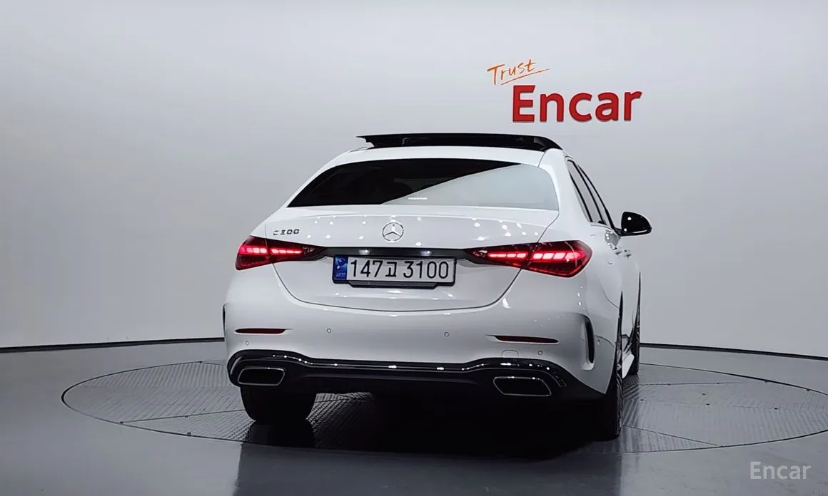 Фото 4 - Mercedes-Benz C-Class