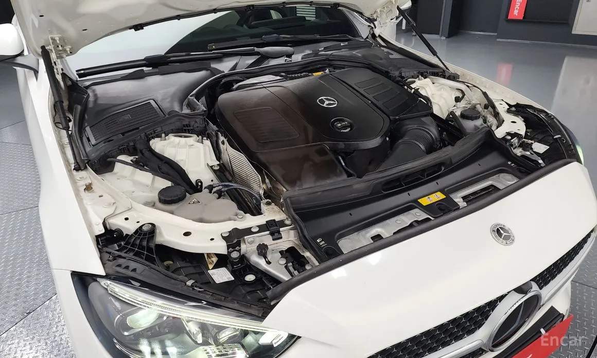 Фото 6 - Mercedes-Benz C-Class