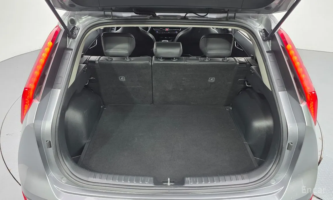 Фото 20 - Kia Niro