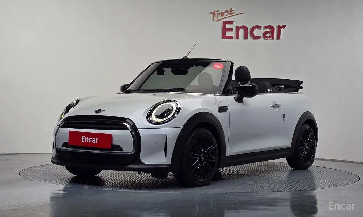 Фото 1 - Mini Cooper Convertible