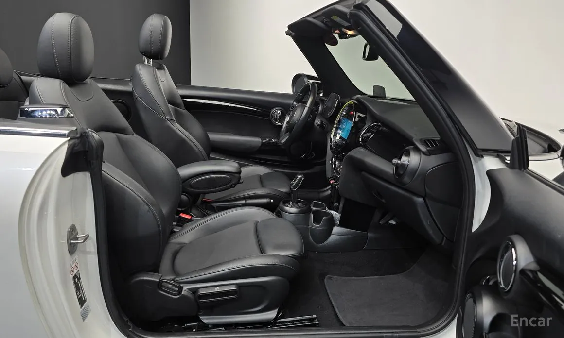 Фото 11 - Mini Cooper Convertible