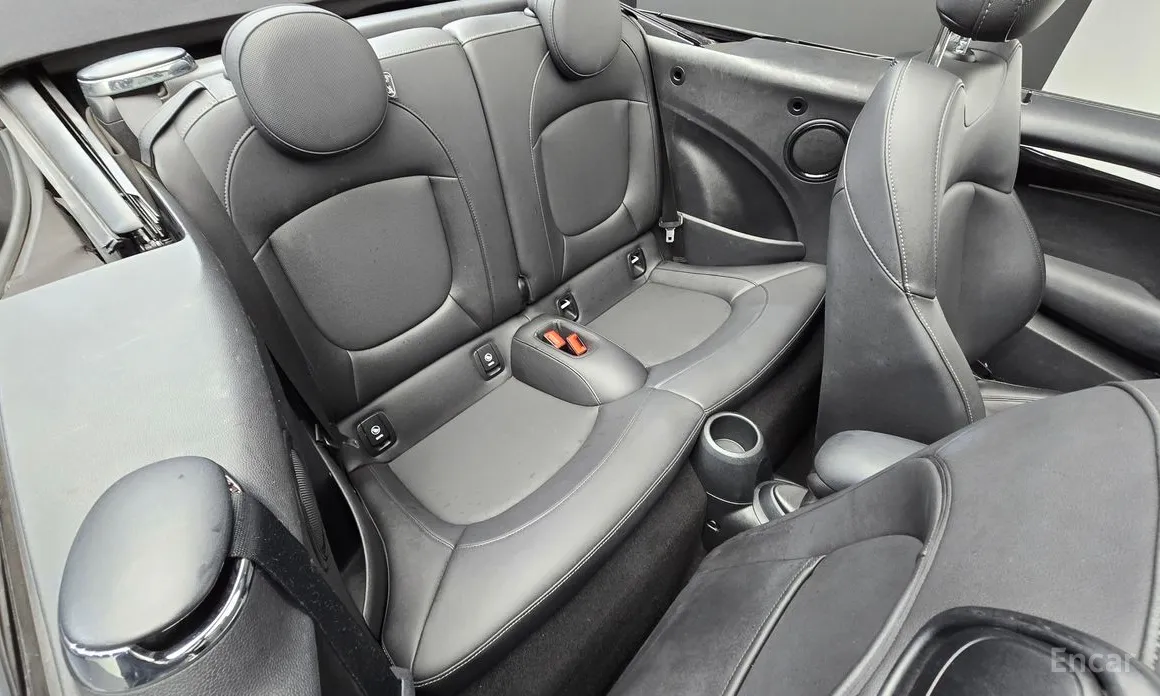 Фото 12 - Mini Cooper Convertible