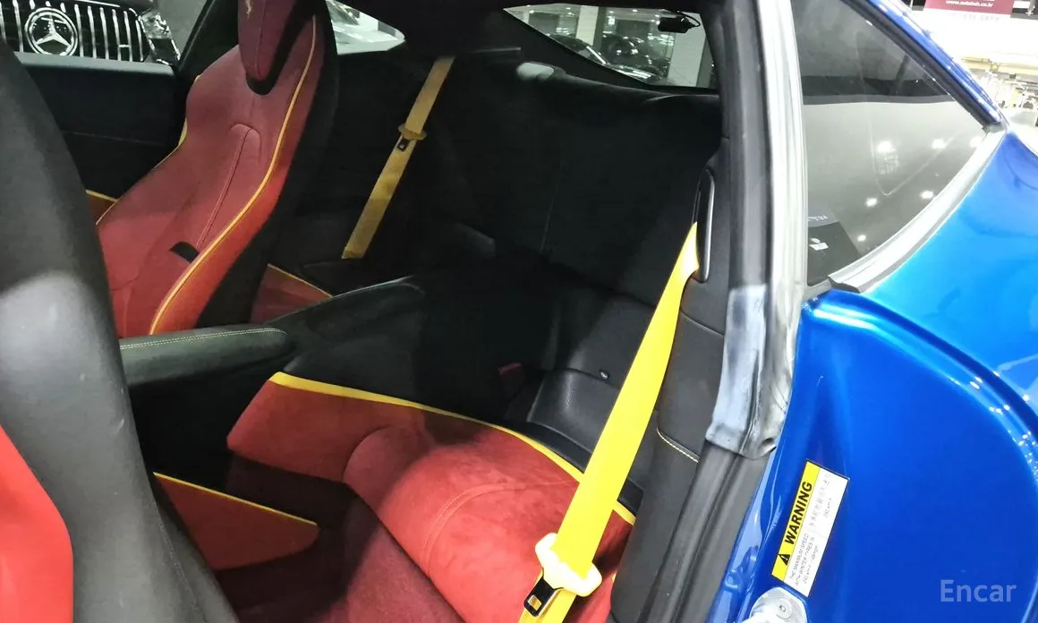 Фото 9 - Ferrari Roma