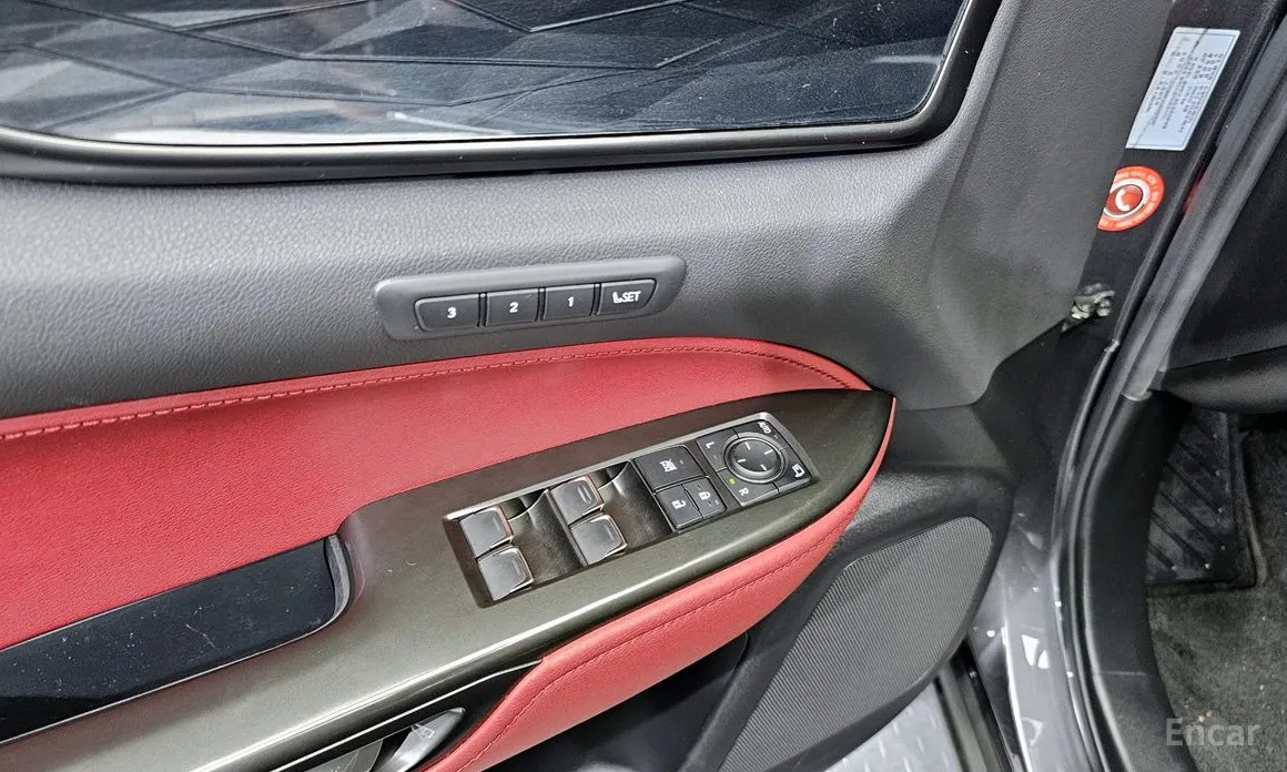 Фото 14 - Lexus NX