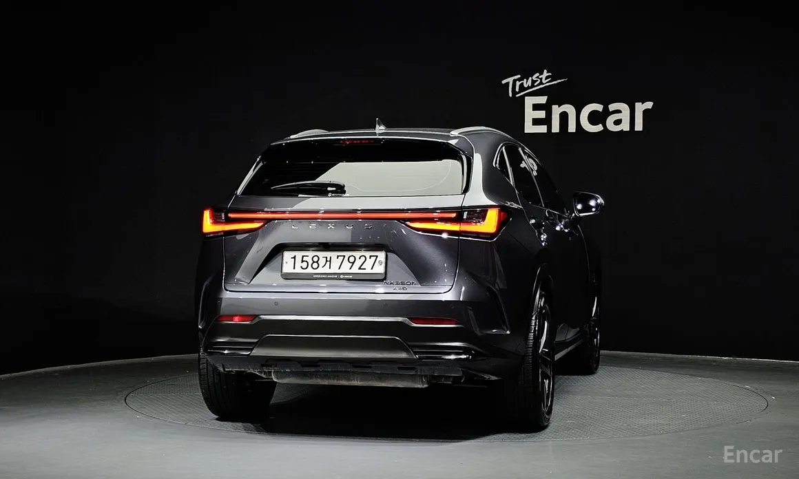 Фото 4 - Lexus NX