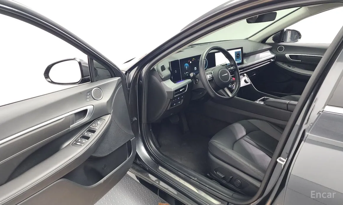 Фото 10 - Hyundai Sonata