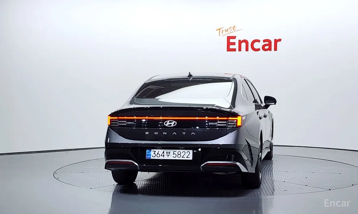 Фото 4 - Hyundai Sonata