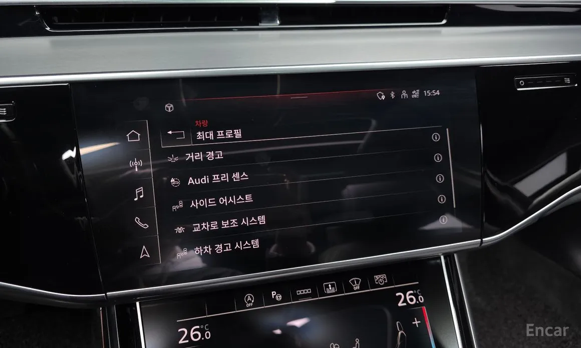 Фото 16 - Audi A8