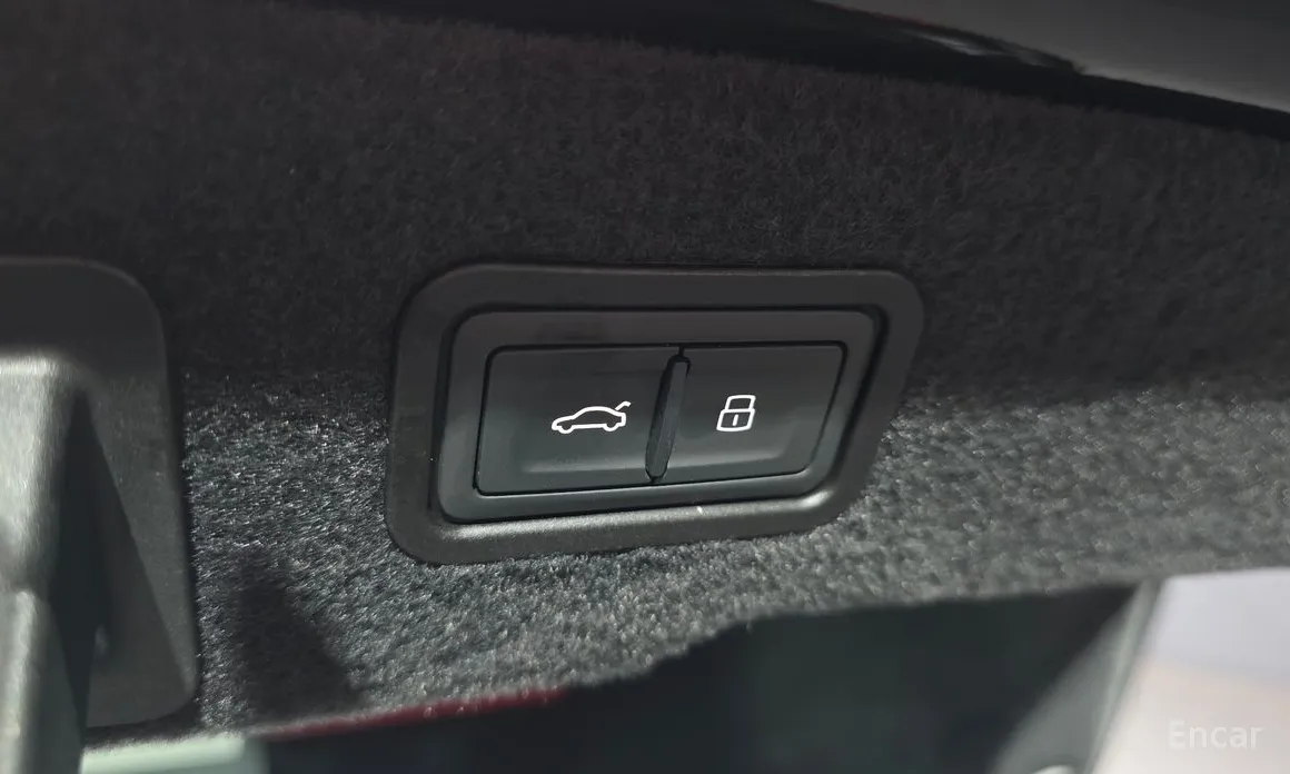 Фото 20 - Audi A8