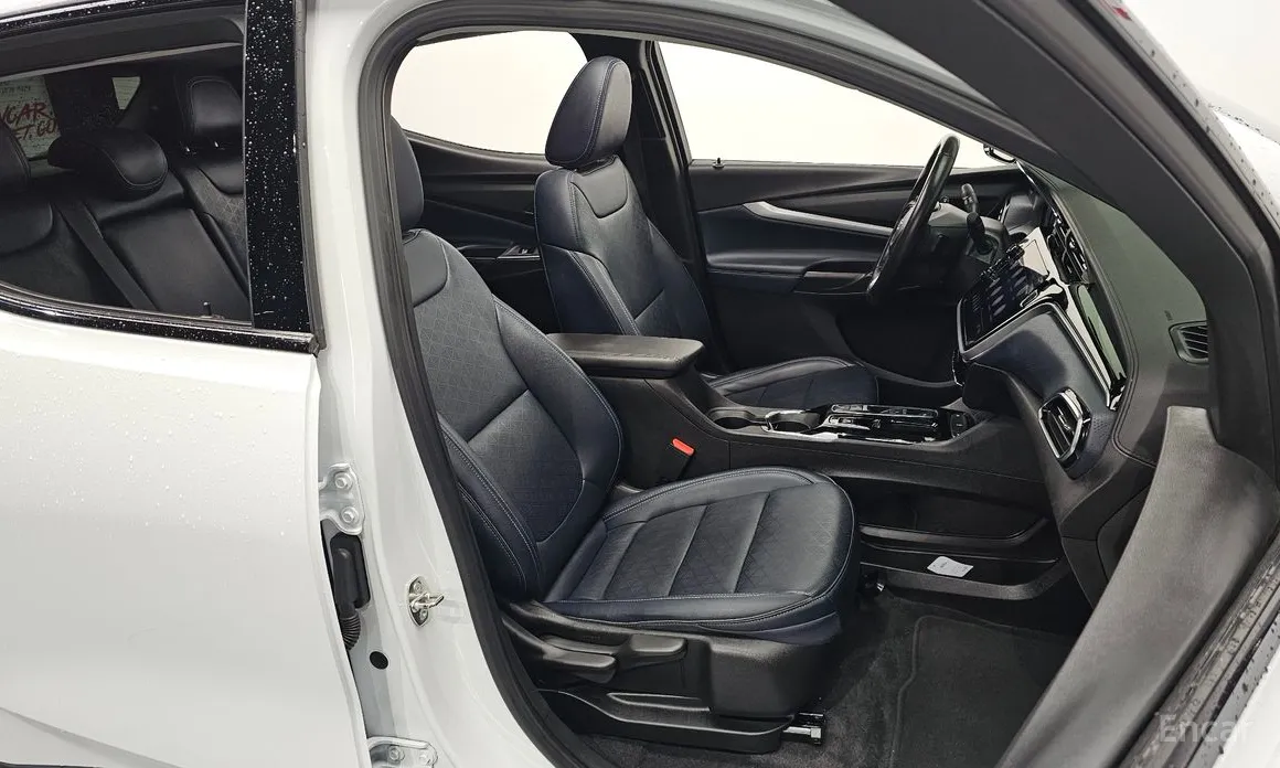 Фото 10 - Chevrolet Bolt EUV