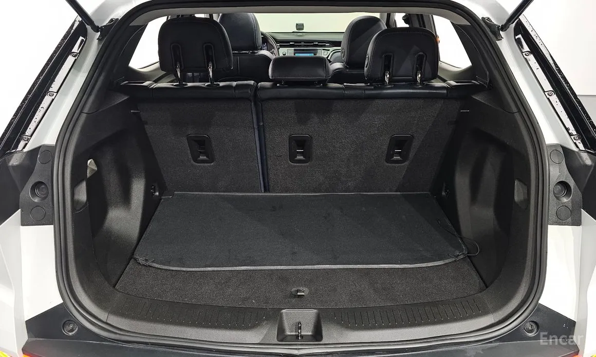 Фото 20 - Chevrolet Bolt EUV