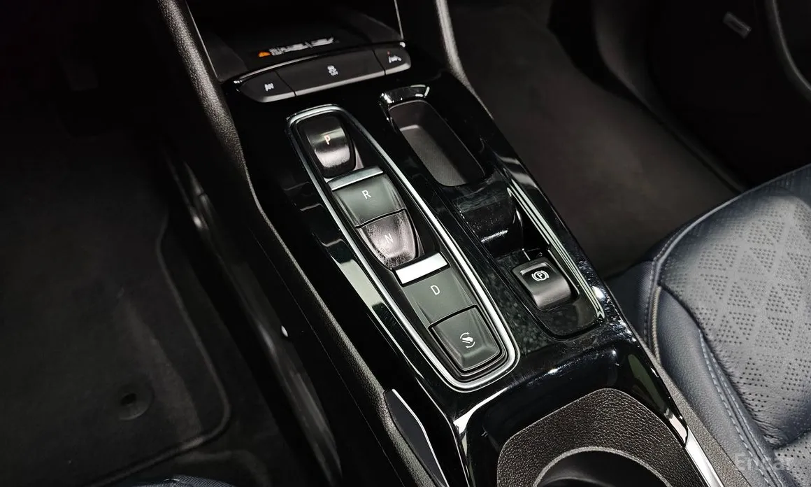 Фото 9 - Chevrolet Bolt EUV