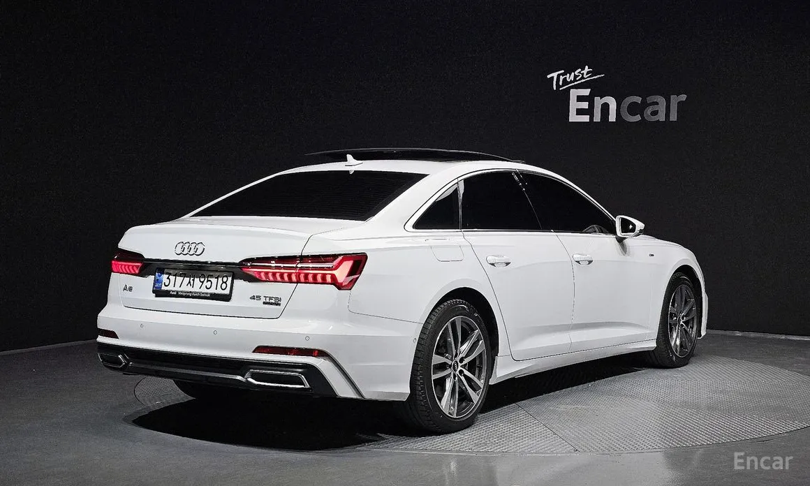 Фото 2 - Audi A6