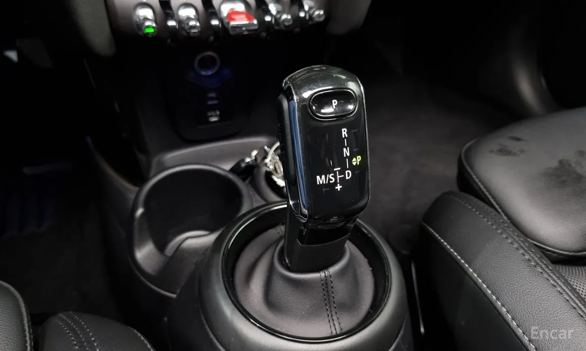 Фото 9 - Mini Cooper