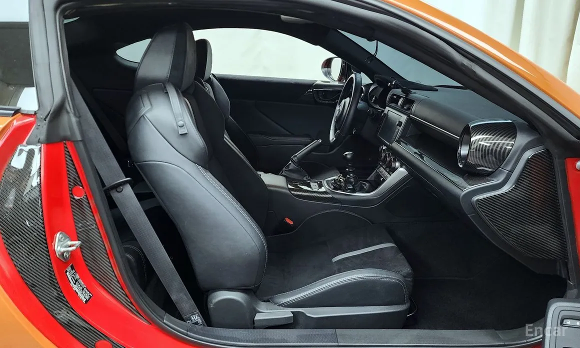 Фото 11 - Toyota 86