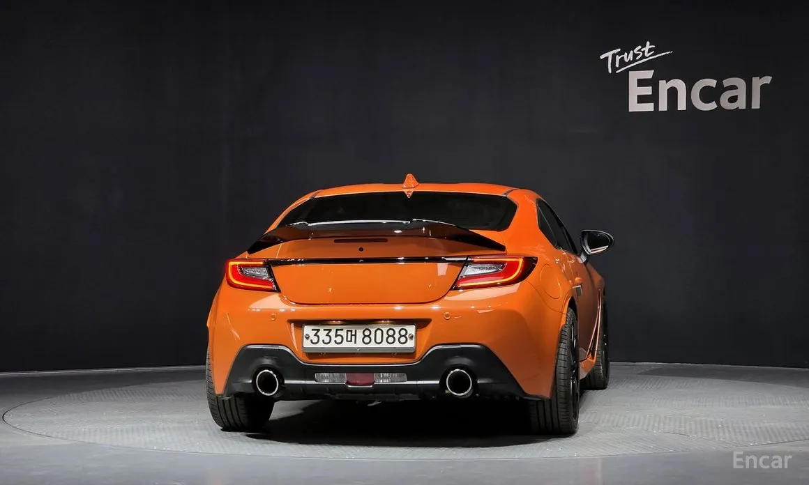 Фото 4 - Toyota 86