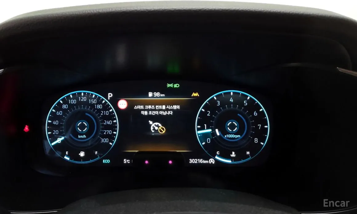 صورة 8 - Genesis G70