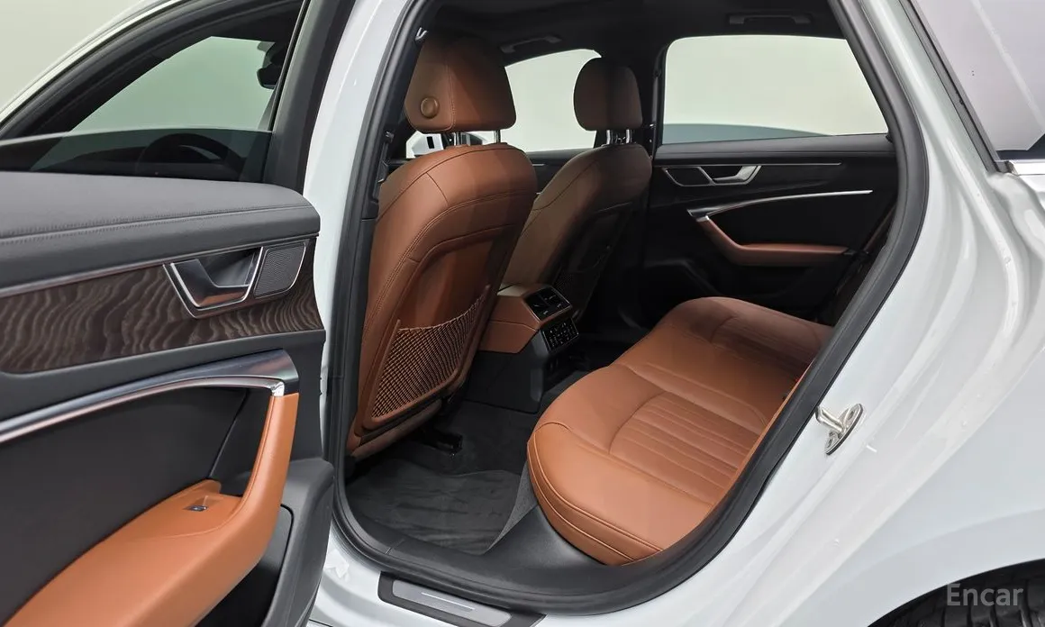 Фото 17 - Audi A6