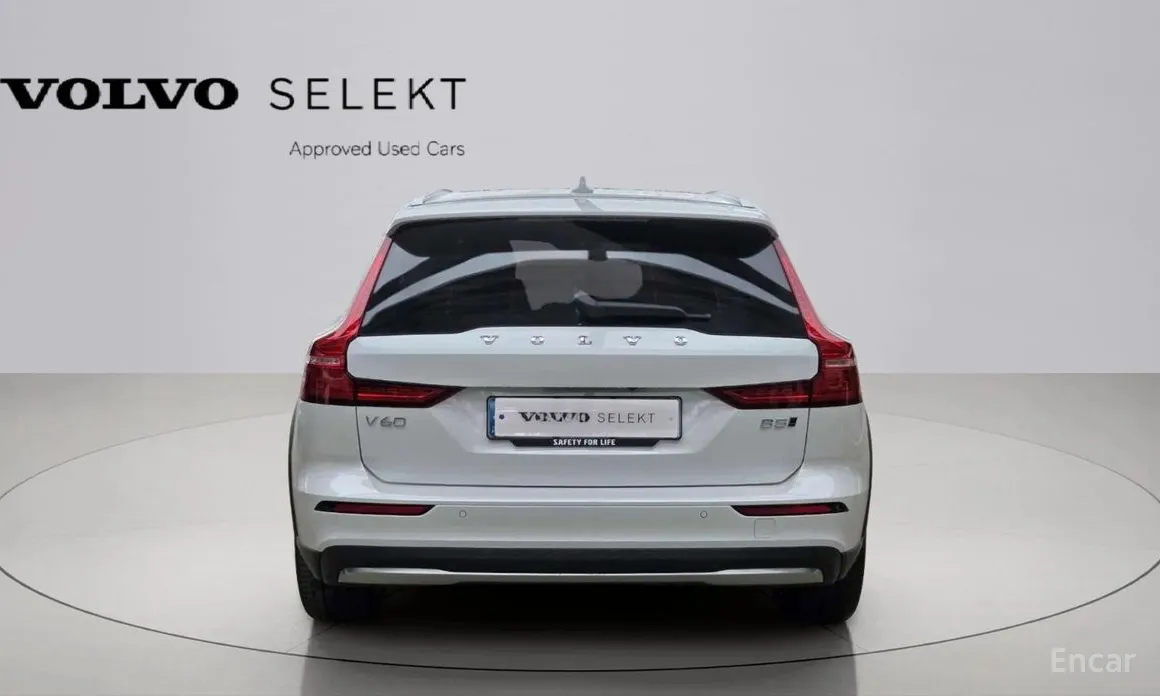 Фото 5 - Volvo V60