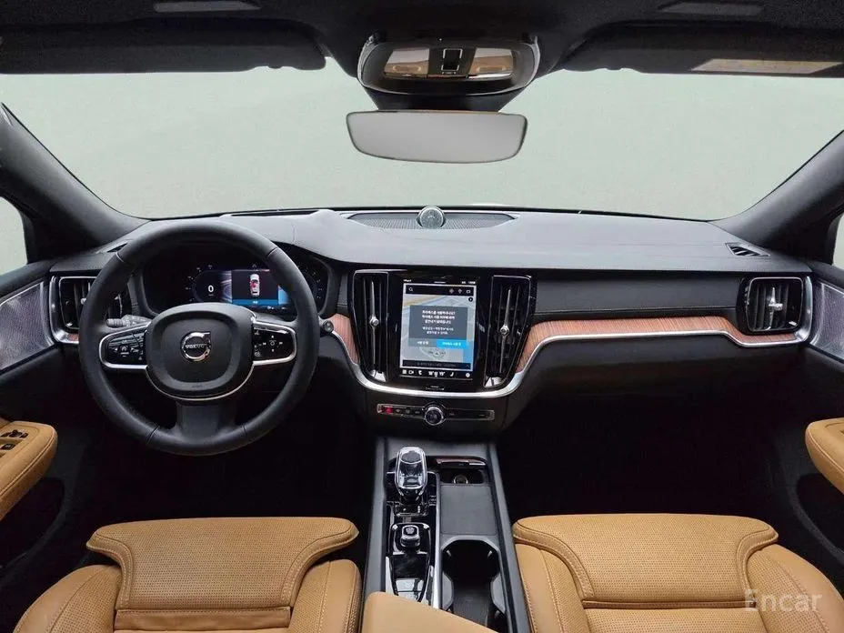 Фото 8 - Volvo V60